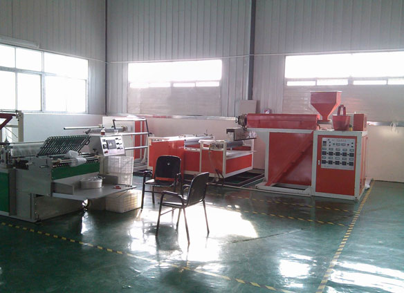 氣泡膜(mo)機組 制袋(dai)機組